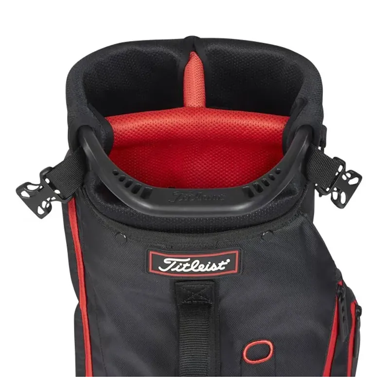 Sac-Titleist-Premium-Carry1-1.webp