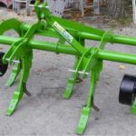 dcompacteur-agricole-sur-tracteur-agrieuro-serie-170-standard-5-dents-avec-roues-en-acier-decompacteur-agricole-pour-tracteur-agrieuro-11558_0_1508848667_P1640016.jpg