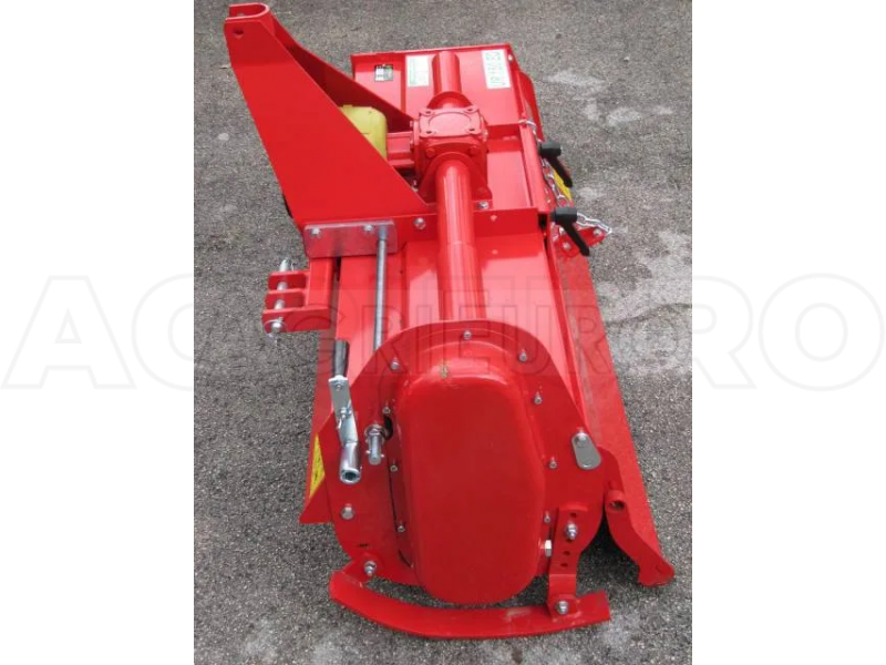 fraise-rotative-tracteur-srie-medium-avec-dport-mcanique-agrieuro-ur-132-fraise-rotative-tracteur-agrieuro-ur-132-4326_4_1667812069_IMG_6368cae55940a.png
