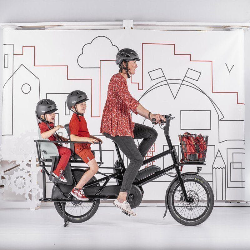 velo-cargo-electrique-avec-siege-enfant-moustache-lundi-20-cargo-3.jpg
